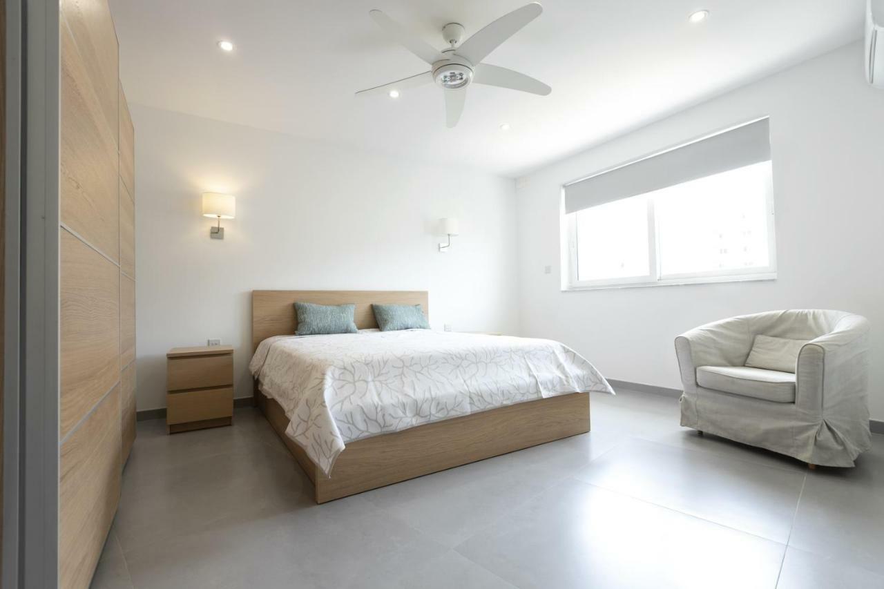 Mellieha Bay Waters Edge No. 160 Apartment Exterior photo