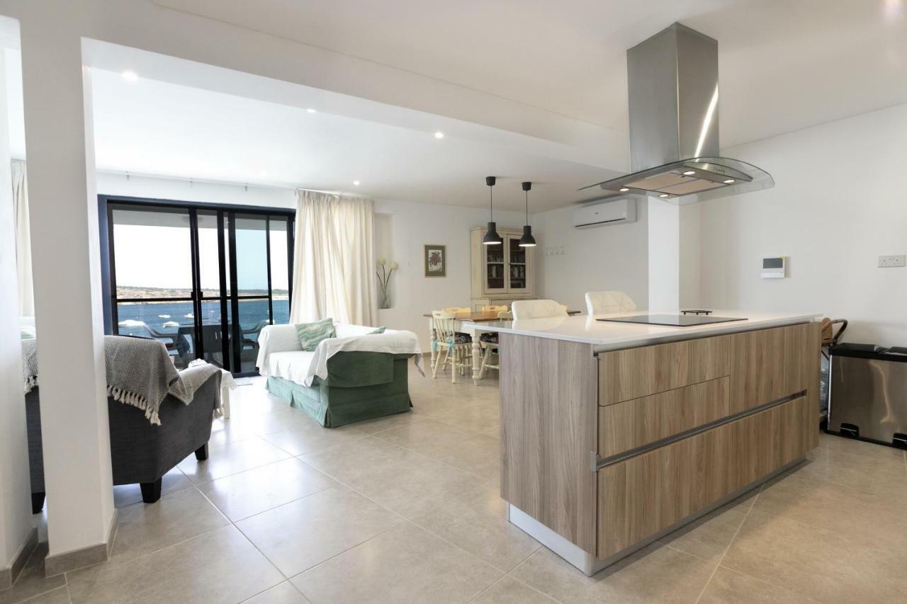 Mellieha Bay Waters Edge No. 160 Apartment Exterior photo